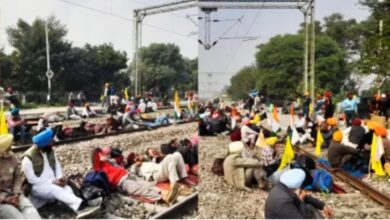 Photo of किसान आंदोलन के कारण 21 हजार टिकट रद्द, लौटाए 93 लाख रुपये 3500 के करीब ट्रेनों का संचालन हो चुका प्रभावित