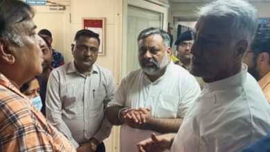 Photo of कातिलाना हमले में घायल हुए शिवसेना नेता से मिलने पहुंचे सुनील जाखड़, कहा-बढ़ रही असहिष्णुता पंजाब के लिए ठीक नहीं